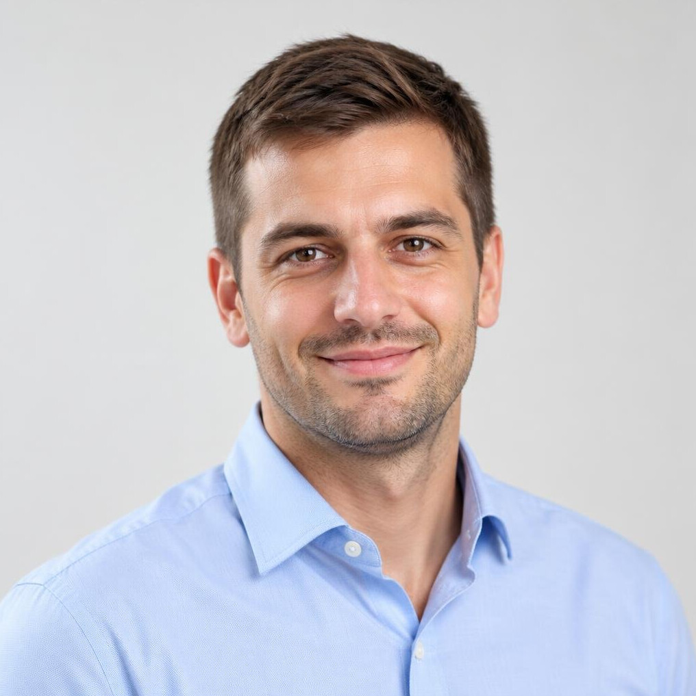 Portrait of a Croatian man support specialist with short brown hair
